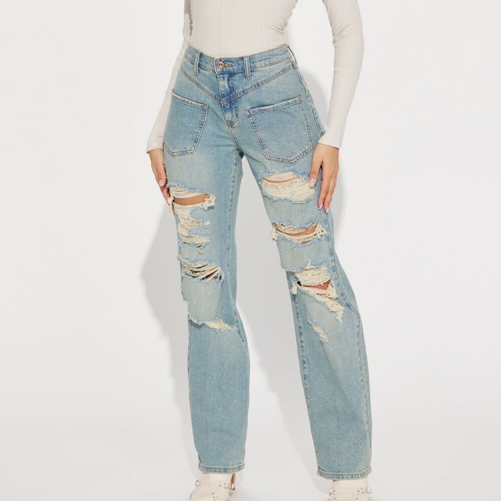 Fashion Nova Straight Leg Jeans - 11 - Front Pocket Detail